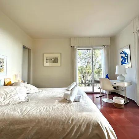 Casa Mar, *
